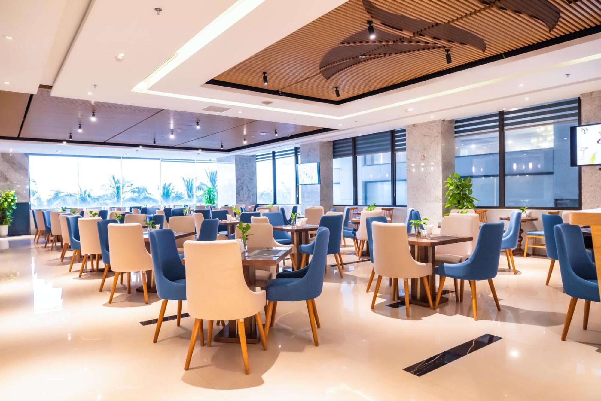 Canvas Danang Beach Hotel Da Nang Exterior foto