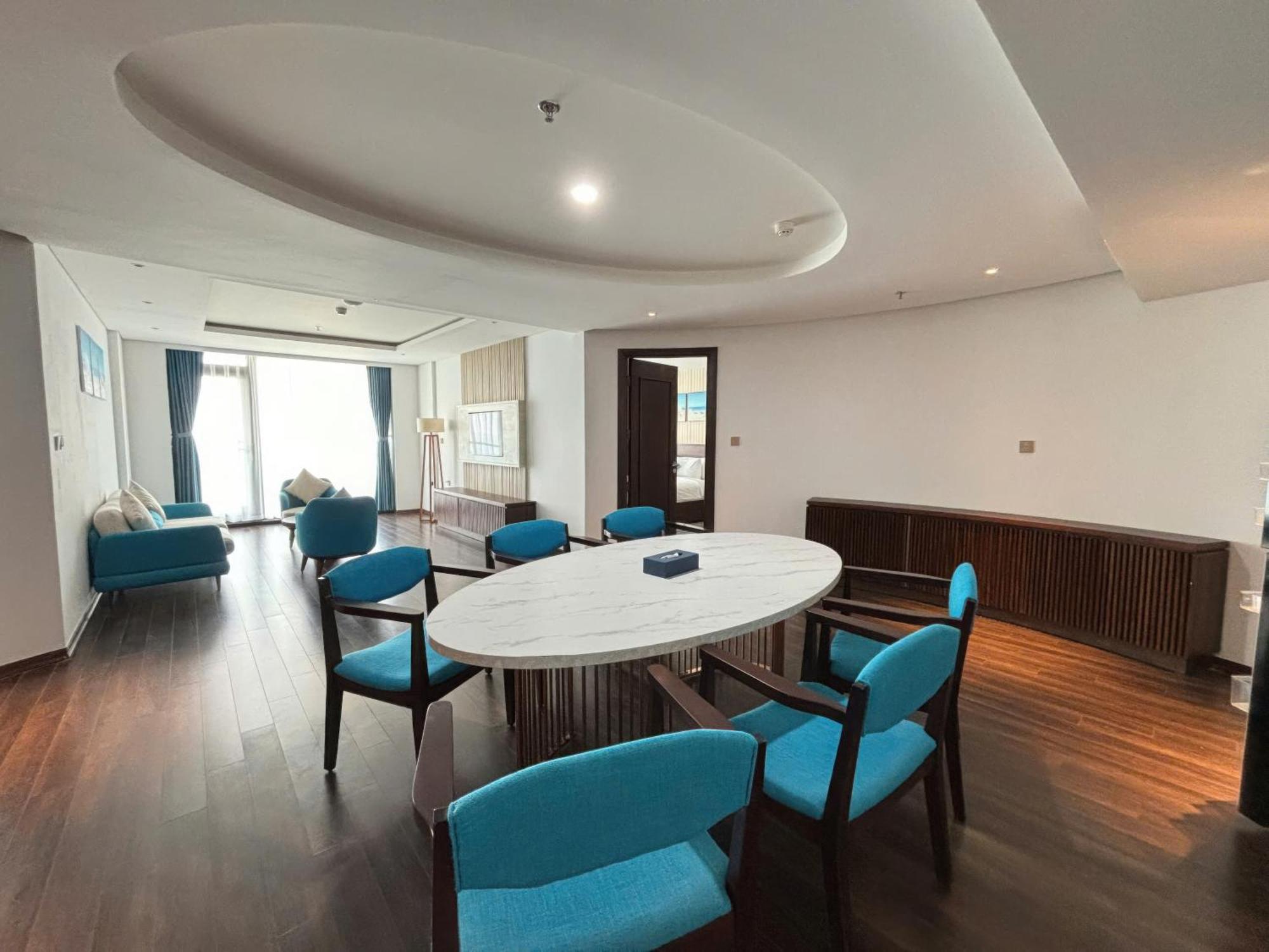 Canvas Danang Beach Hotel Da Nang Exterior foto